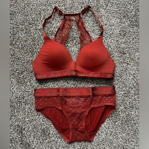 Victoria’s Secret set